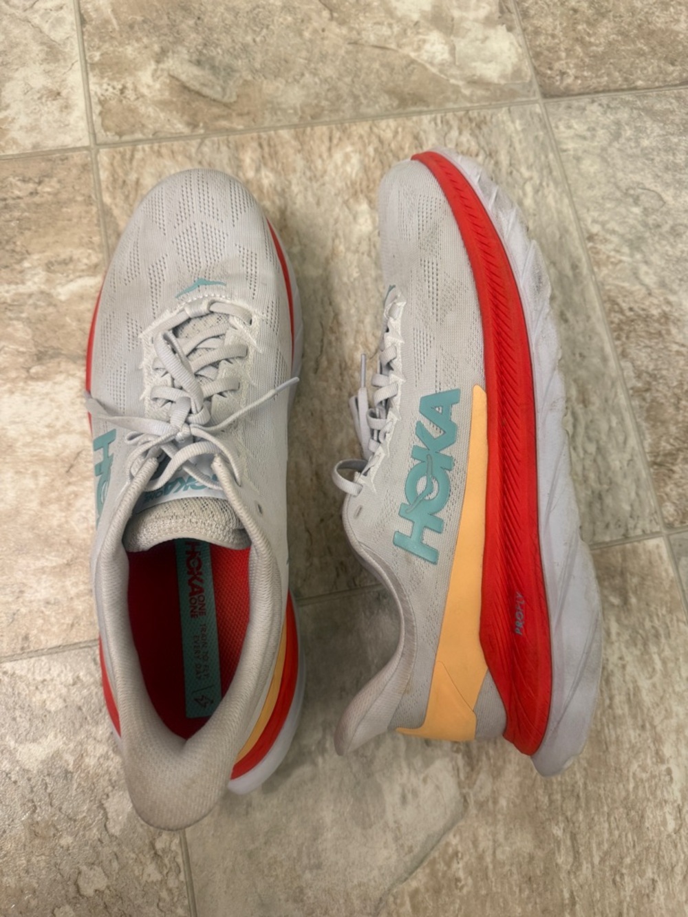 Hoka One One Mach 4 running sneakers size 12 men’s